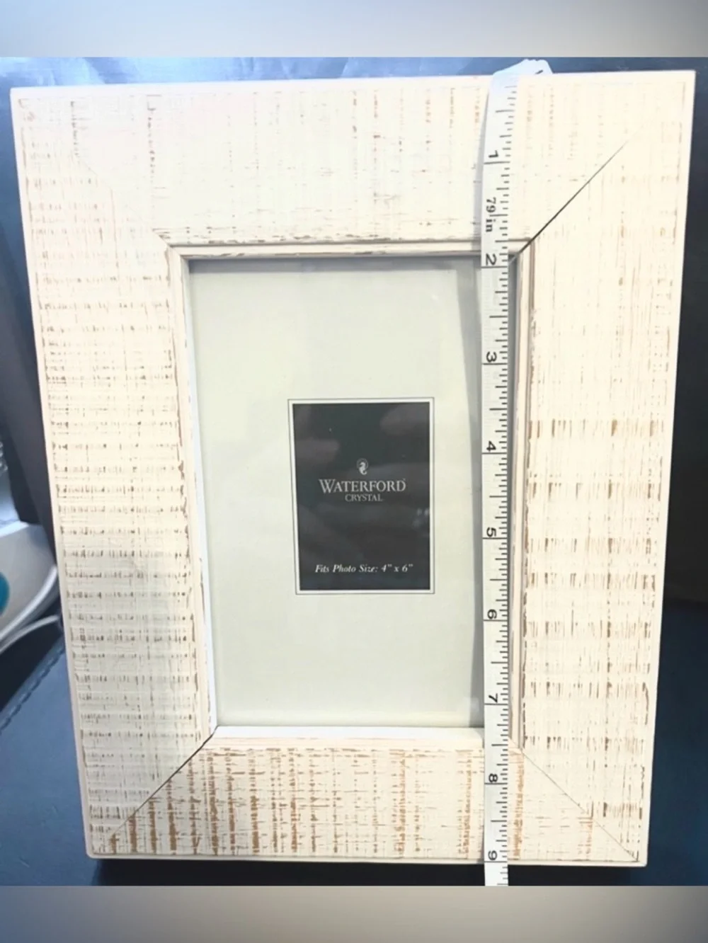 Classy Rustic Textured Finish Wooden Picture Frame - for 4 x 6 Photo